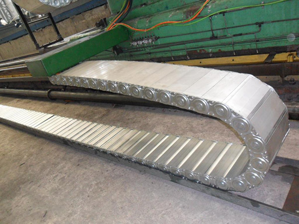 機(jī)床鋼鋁拖鏈